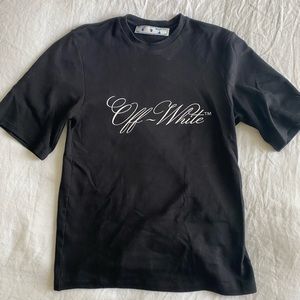 Off white t shirt size M bit oversized
